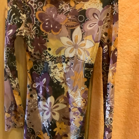 Sweet pea top - Picture 2 of 3